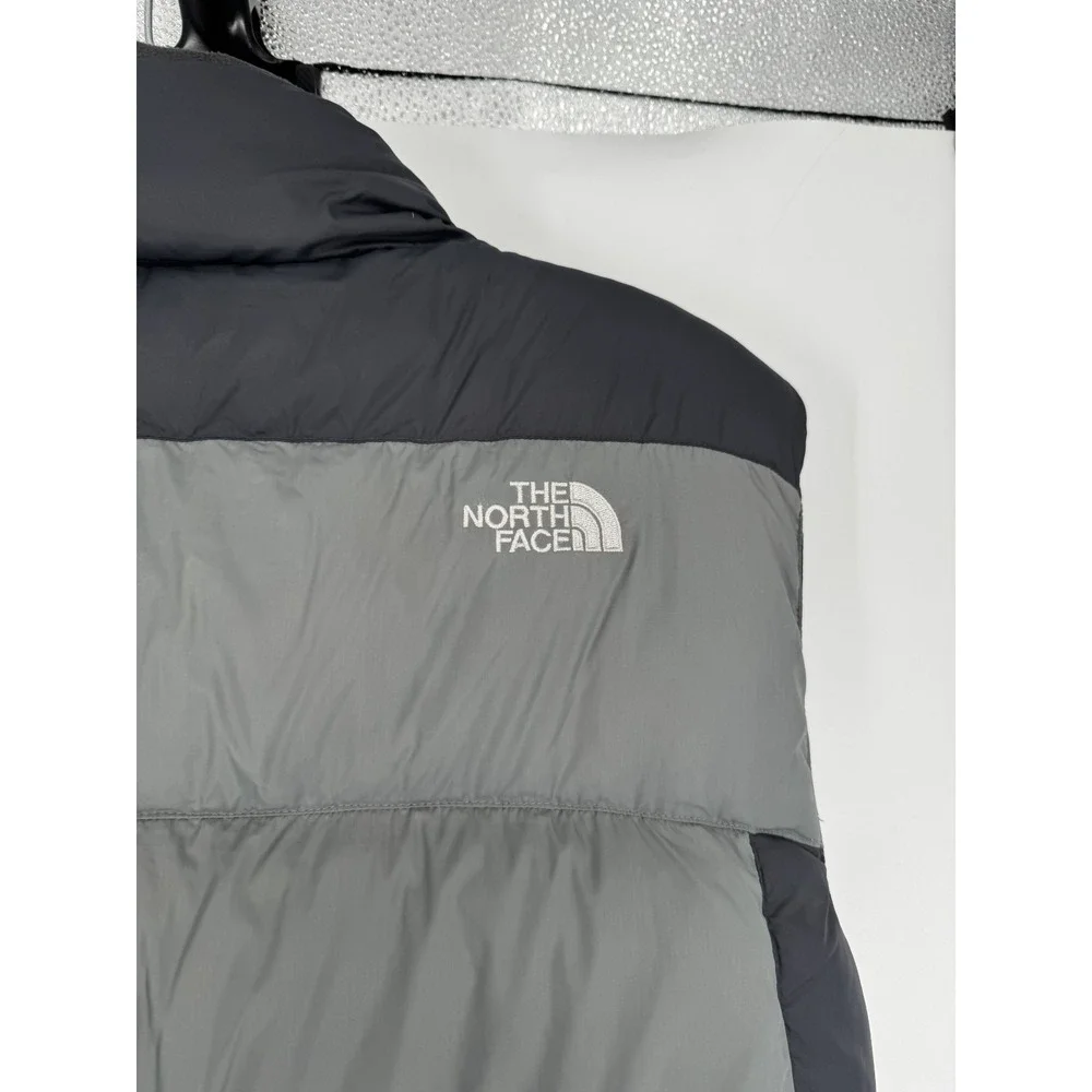 The North Face Nuptse Puffer‎ Vest Mens Medium Grey Black 550 Down Insulated